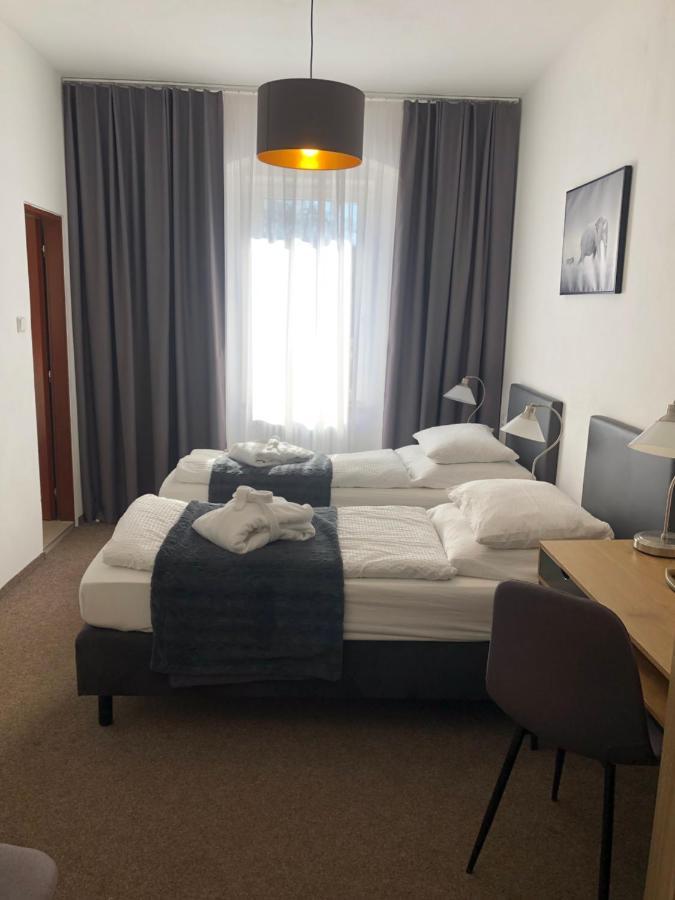 Penzion U Kašpara Lovosice Esterno foto